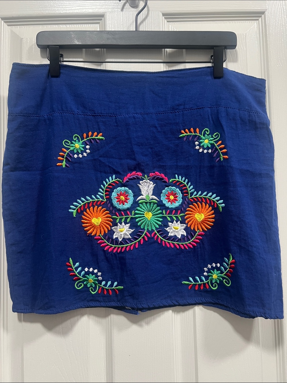 Latin Embroidered Navy Women’s Skirt - Colorful Floral Detail